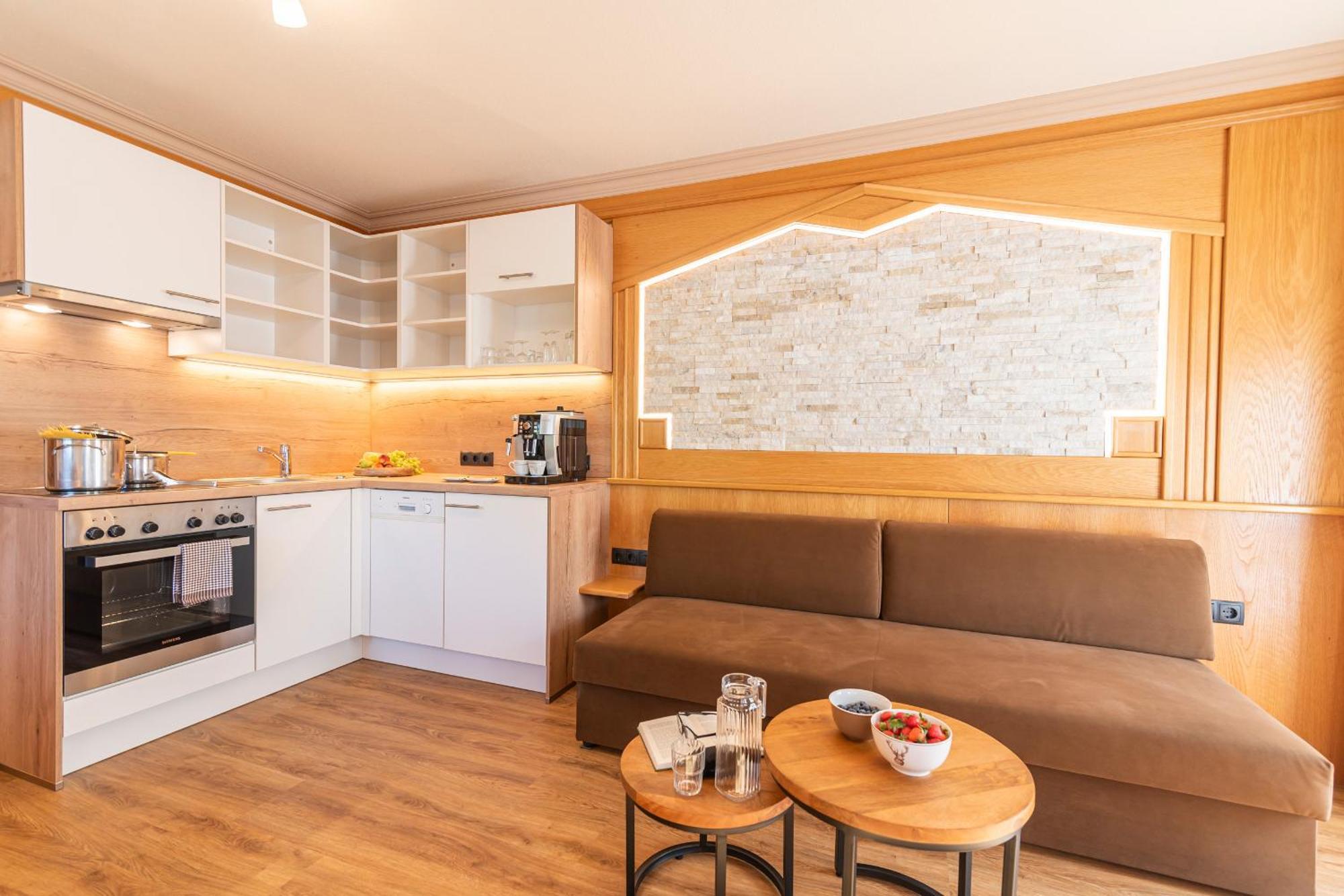 Hotel Garni Apart Tina Ischgl Exterior photo